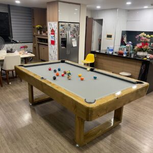 bàn bida gỗ thông Choper SN vàng thông nỉ xám căn hộ hiện đại
